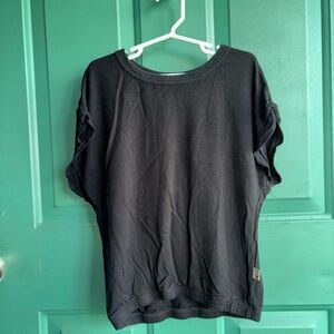 T2 Love size 10 Black Short Sleeve Top
